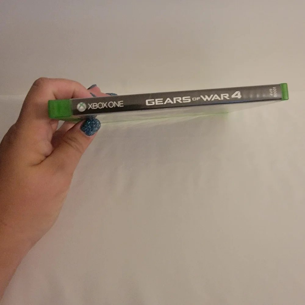 Gears of War 4 (Microsoft Xbox ONE) w/ Original Case & Stickers, TESTED